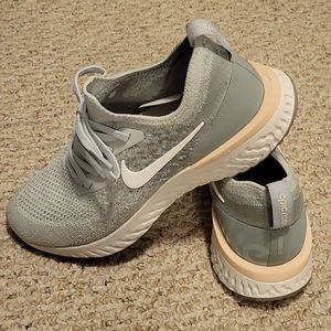 Nike epic react flyknit